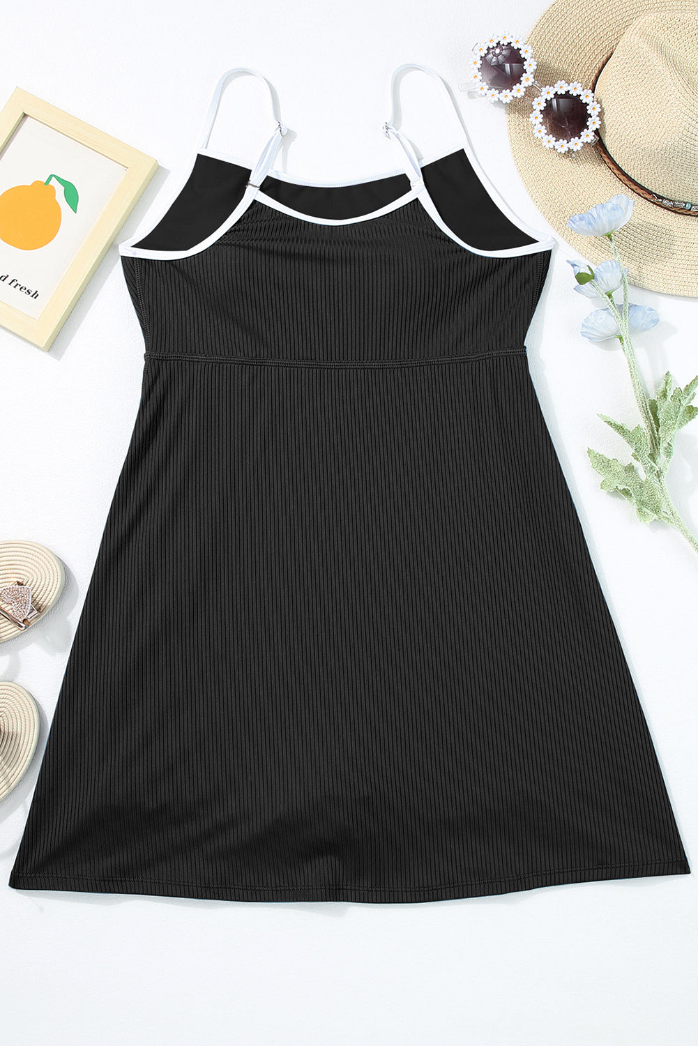 Contrast Trim Scoop Neck One-Piece Swimwear